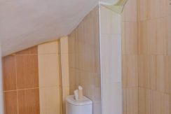 Küçükkuyu Sahil Mahallesi'nde Satılık Müstakil Ev (10)_677x1200