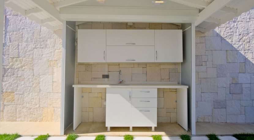 Narlı Sahilinde Satılık Denize Sıfır Lüks Villa (5)