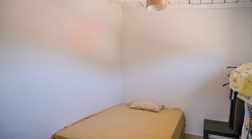 Tavaklı Köyü'nde Satılık Dubleks Taş Ev