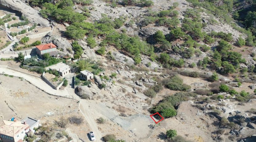 Adatepe Köyü'nde Satılık Mini Bahçe (2)