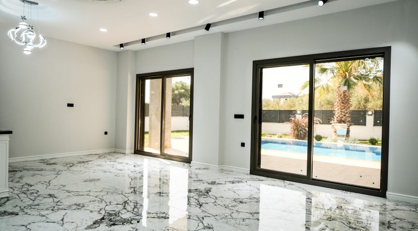 Narlı Mahallesi’nde Satılık Sıfır 5+1 Ultra lüks Akıllı Villa