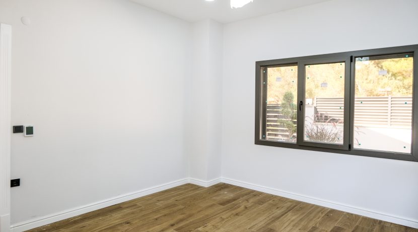 Narlı Mahallesi’nde Satılık Sıfır 5+1 Ultra lüks Akıllı Villa