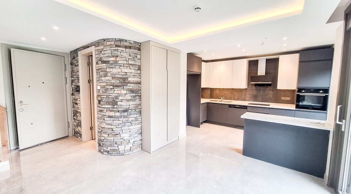 Güre’de Satılık 3+1 Dubleks Tam Müstakil Havuzlu Villa