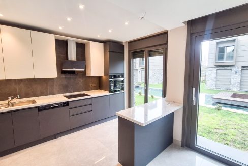 Güre’de Satılık 3+1 Dubleks Tam Müstakil Havuzlu Villa