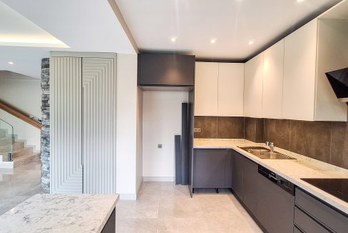 Güre’de Satılık 3+1 Dubleks Tam Müstakil Havuzlu Villa