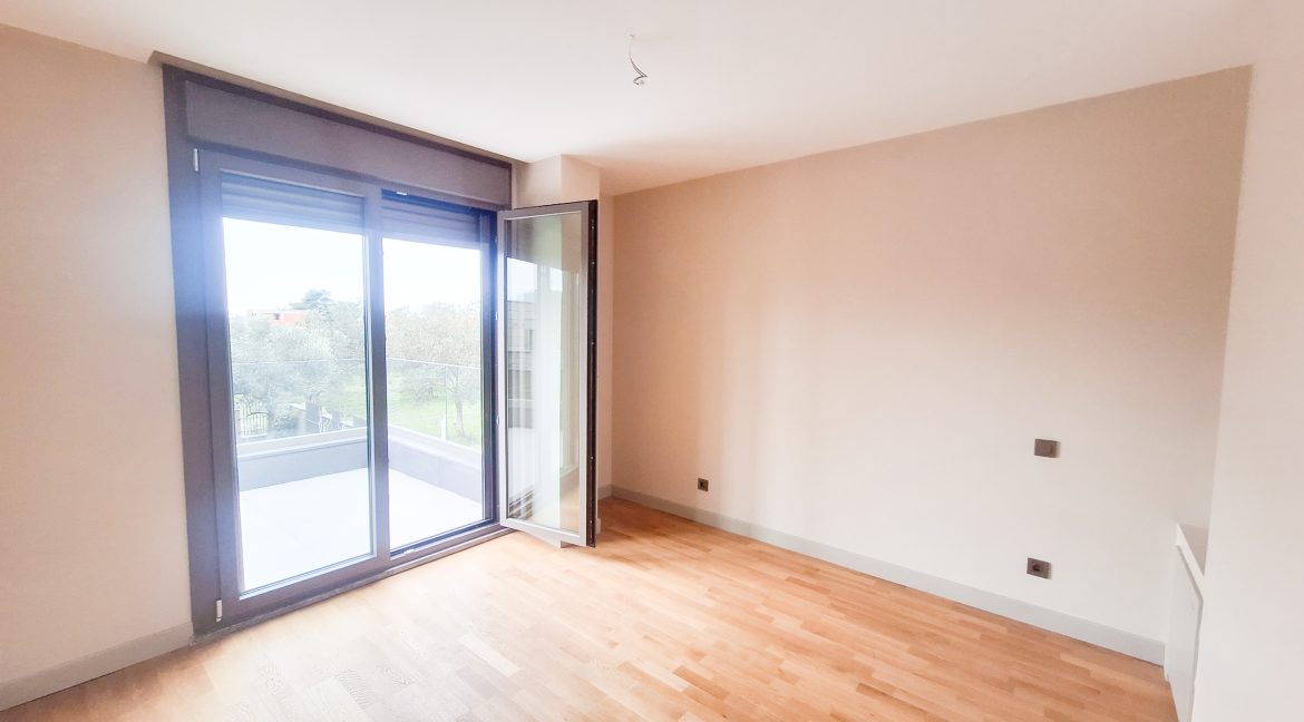 Güre’de Satılık 3+1 Dubleks Tam Müstakil Havuzlu Villa