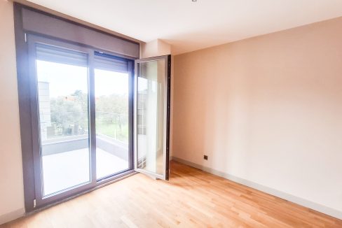 Güre’de Satılık 3+1 Dubleks Tam Müstakil Havuzlu Villa