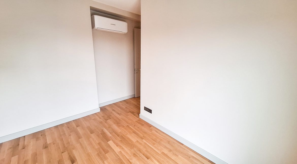 Güre’de Satılık 3+1 Dubleks Tam Müstakil Havuzlu Villa