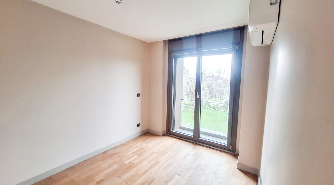 Güre’de Satılık 3+1 Dubleks Tam Müstakil Havuzlu Villa