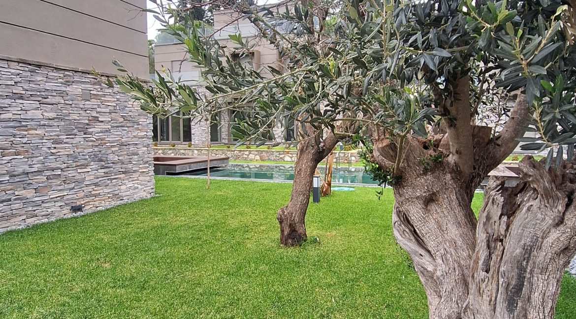 Güre’de Satılık 3+1 Dubleks Tam Müstakil Havuzlu Villa