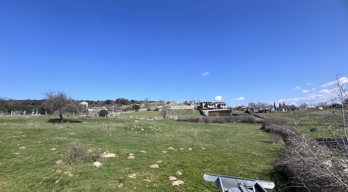 Tartışık Köyü'nde Site yapımına Uygun 4300 m² İmarlı Arazi (10)