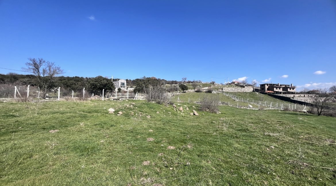 Tartışık Köyü'nde Site yapımına Uygun 4300 m² İmarlı Arazi (19)