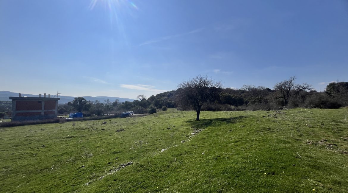 Tartışık Köyü'nde Site yapımına Uygun 4300 m² İmarlı Arazi (26)