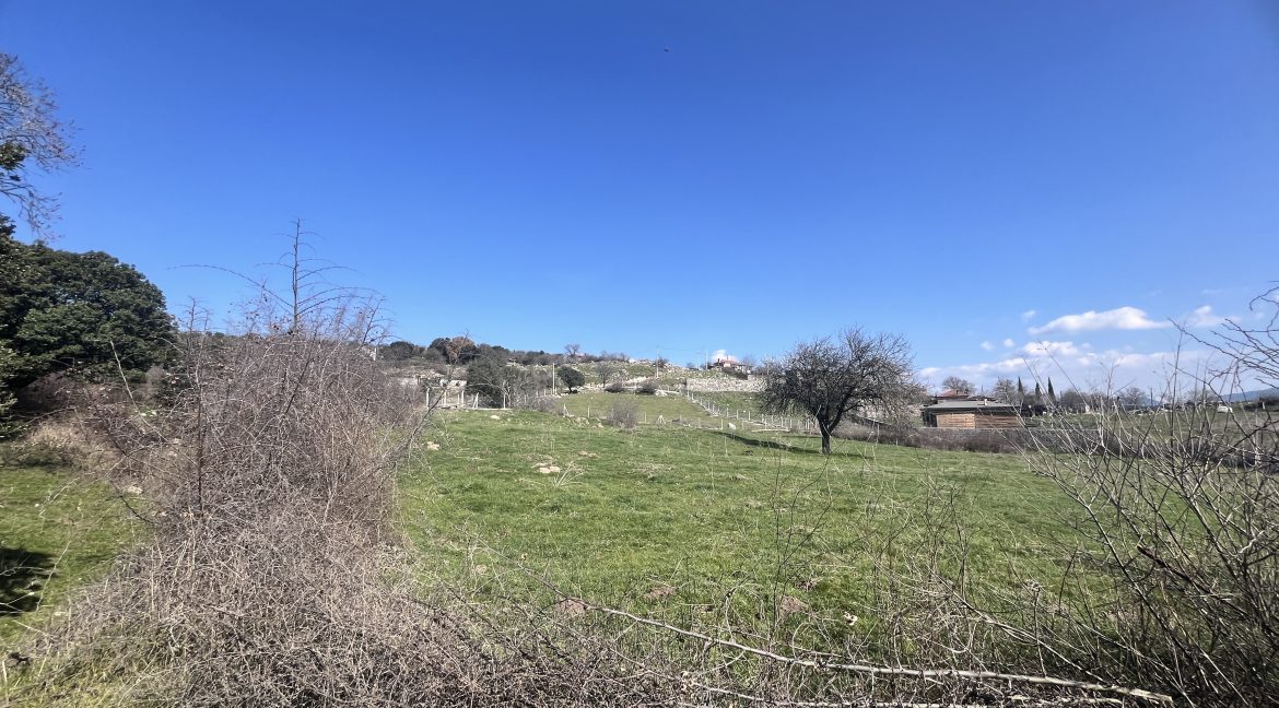 Tartışık Köyü'nde Site yapımına Uygun 4300 m² İmarlı Arazi (5)