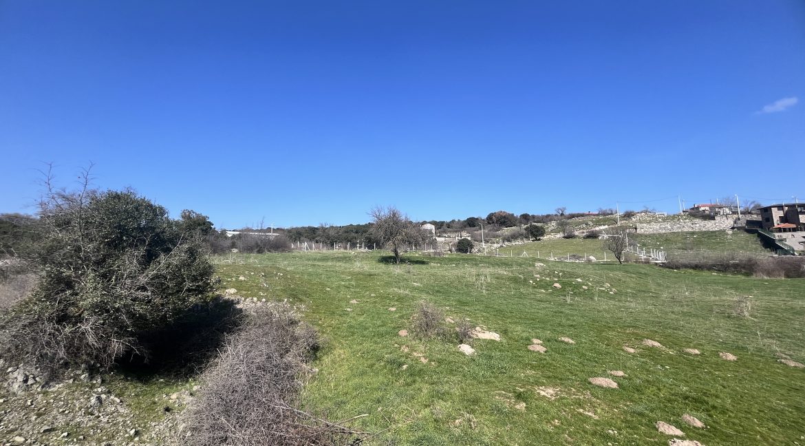 Tartışık Köyü'nde Site yapımına Uygun 4300 m² İmarlı Arazi (9)