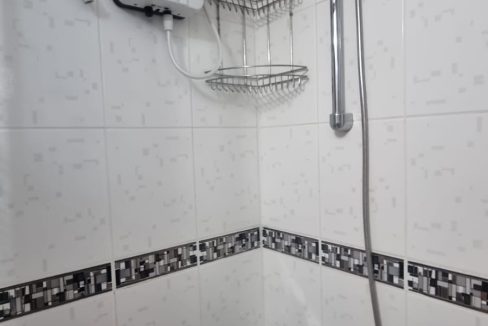 Küçükkuyu’da Site İçerisinde Eşyalı Kiralık 2+1 Daire