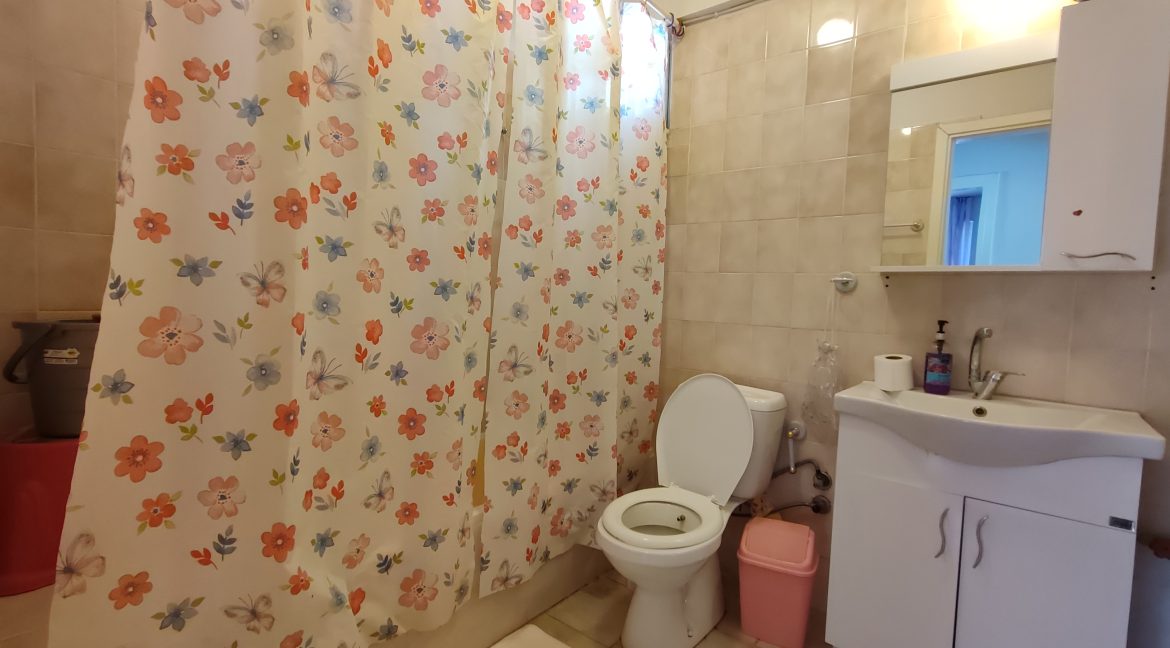 Küçükkuyu'da Satılık 4+1 Tamamen Müstakil Ev (15)