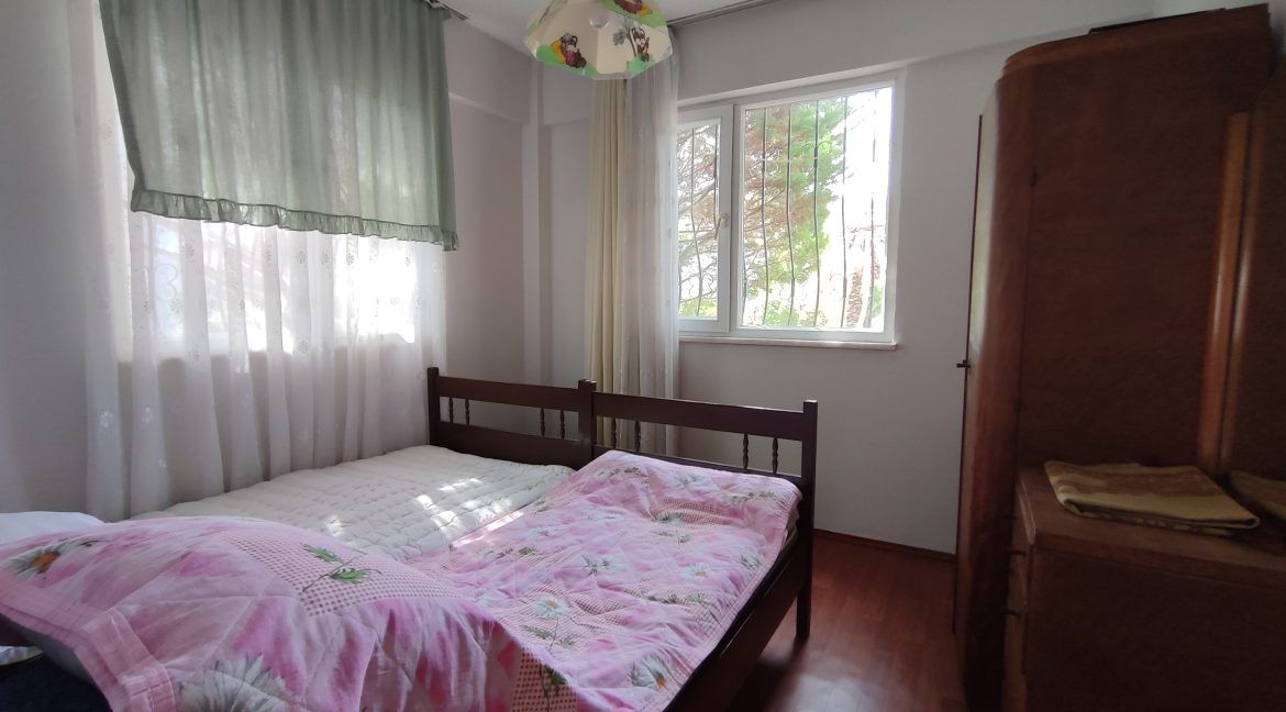 Küçükkuyu'da Satılık 4+1 Tamamen Müstakil Ev (18)