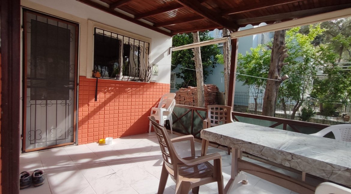 Küçükkuyu'da Satılık 4+1 Tamamen Müstakil Ev (25)