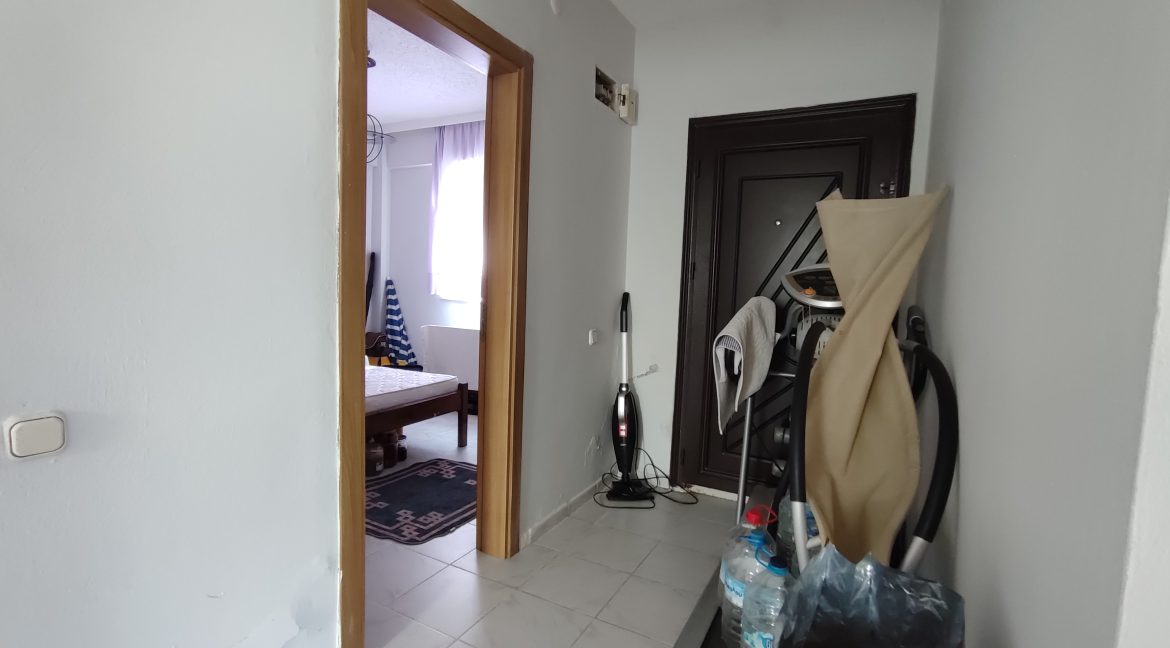 Küçükkuyu'da Satılık 4+1 Tamamen Müstakil Ev (6)