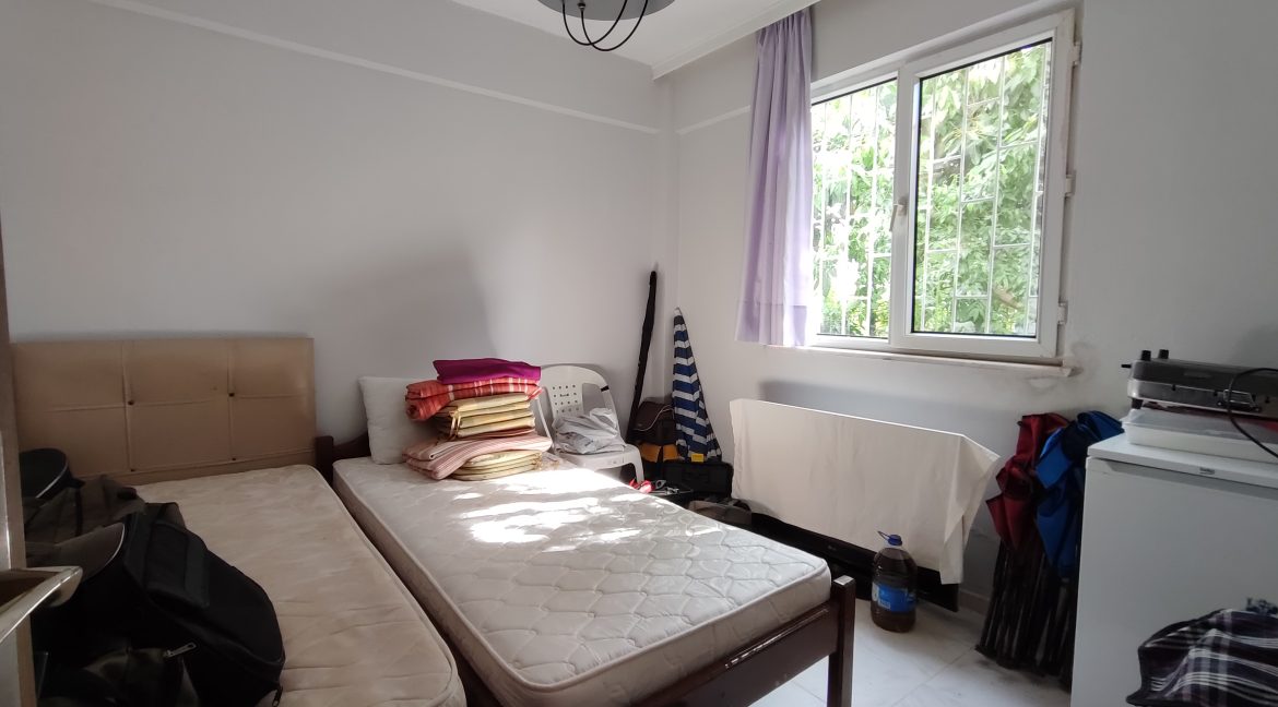 Küçükkuyu'da Satılık 4+1 Tamamen Müstakil Ev (7)