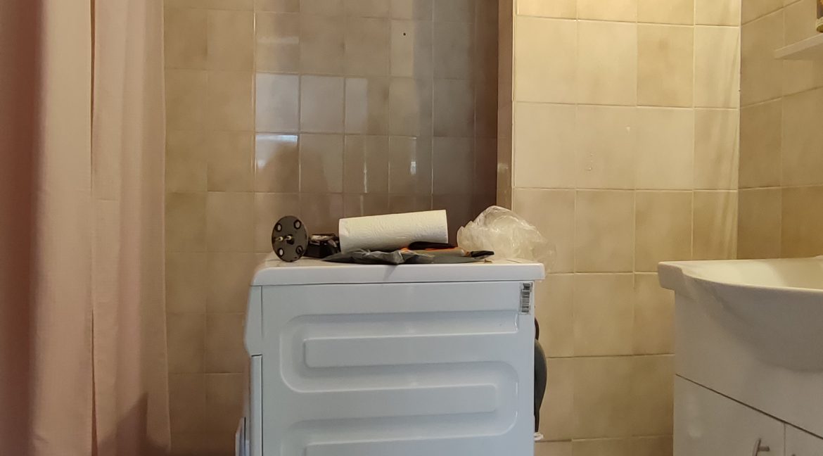 Küçükkuyu'da Satılık 4+1 Tamamen Müstakil Ev (9)