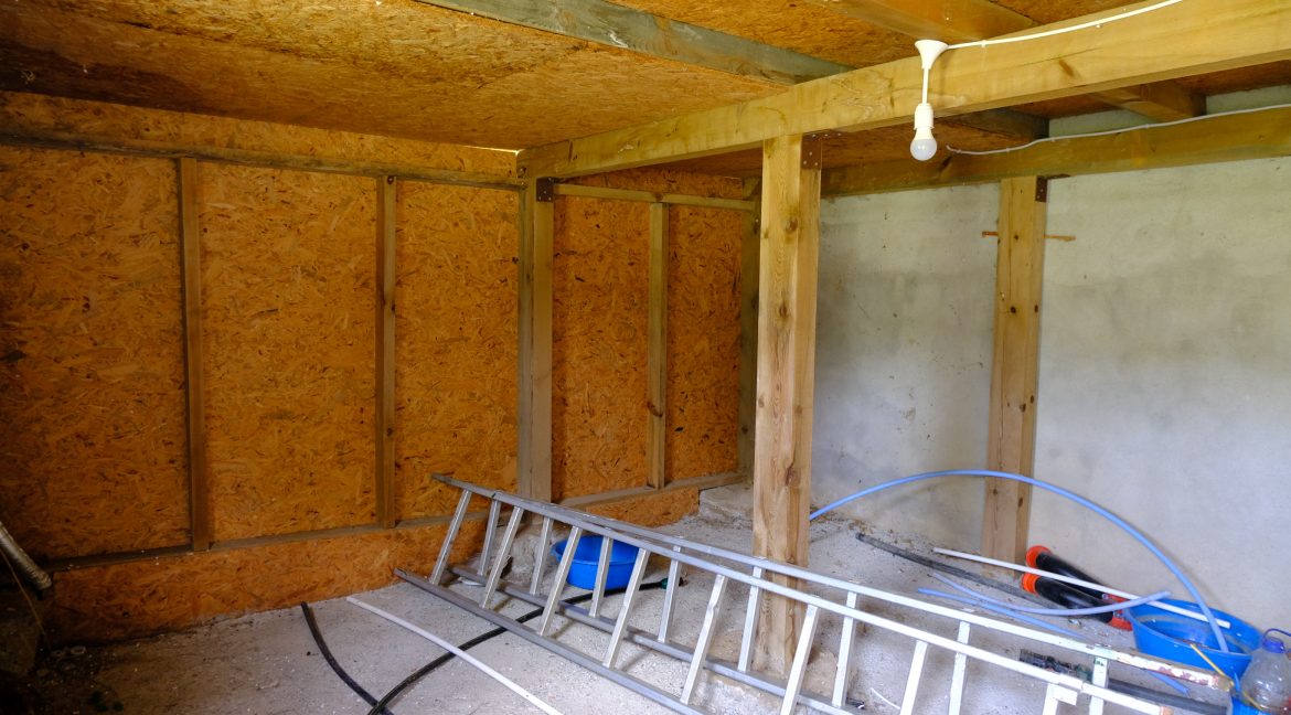 Bayramiç'te Satılık 27.343 m² Çiftlik Evi (35)