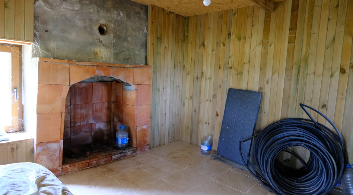 Bayramiç'te Satılık 27.343 m² Çiftlik Evi (38)