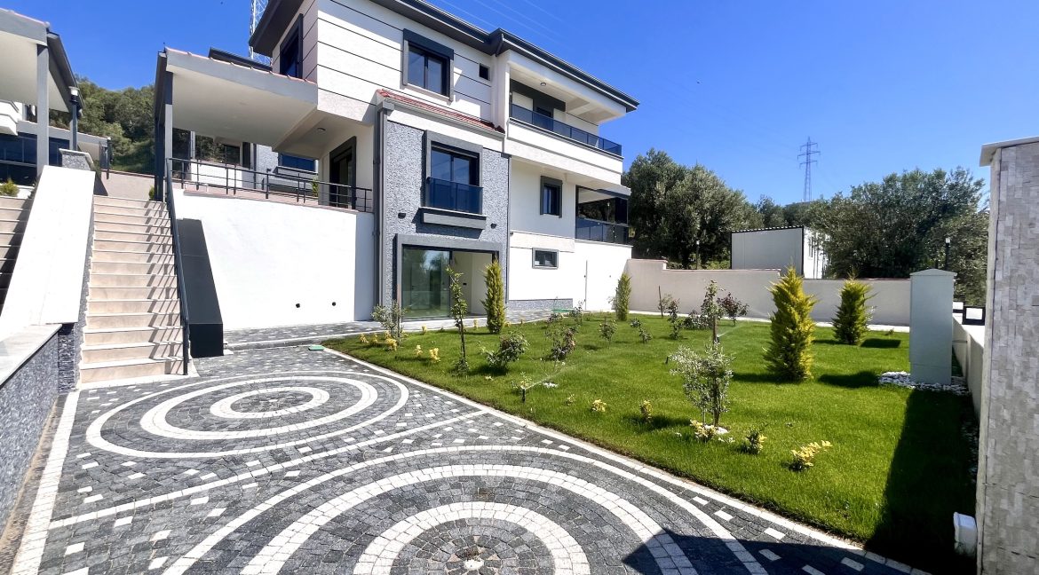 Mıhlı Mahallesi'nde Satılık Sıfır Müstakil Villalar