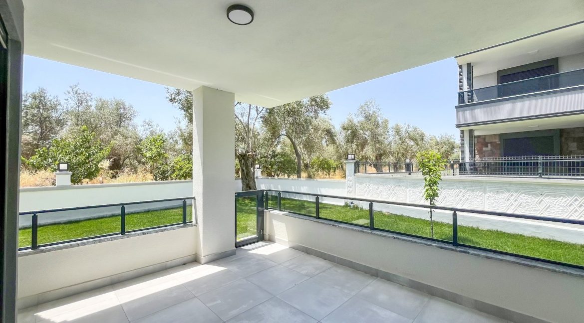 Narlı Mahallesi'nde Satılık Sıfır 4+1 İkiz Müstakil Villa (1)