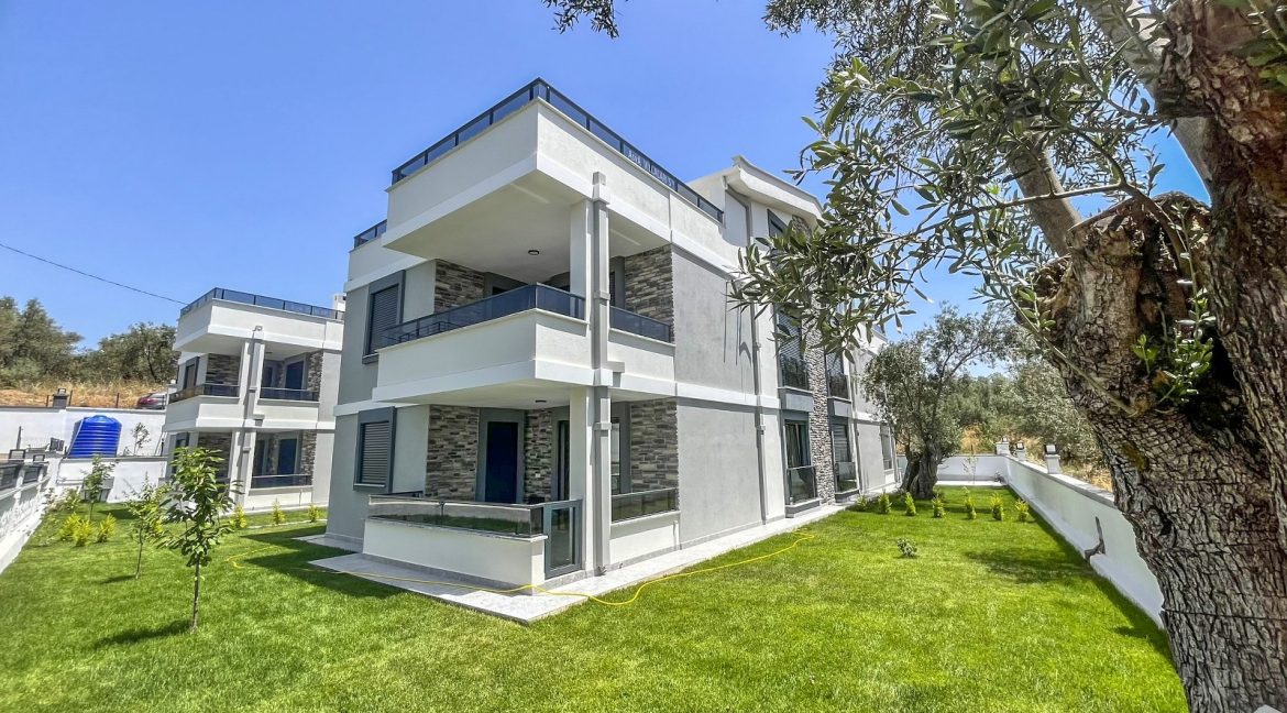 Narlı Mahallesi'nde Satılık Sıfır 4+1 İkiz Müstakil Villa (1)