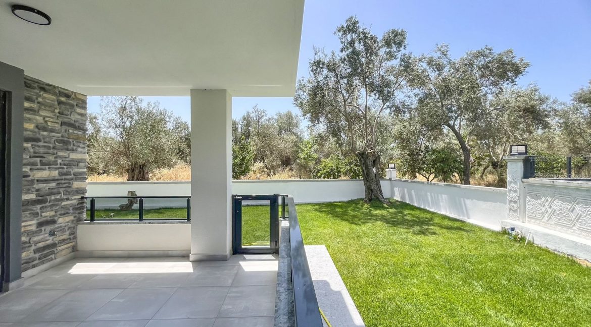 Narlı Mahallesi'nde Satılık Sıfır 4+1 İkiz Müstakil Villa (13)