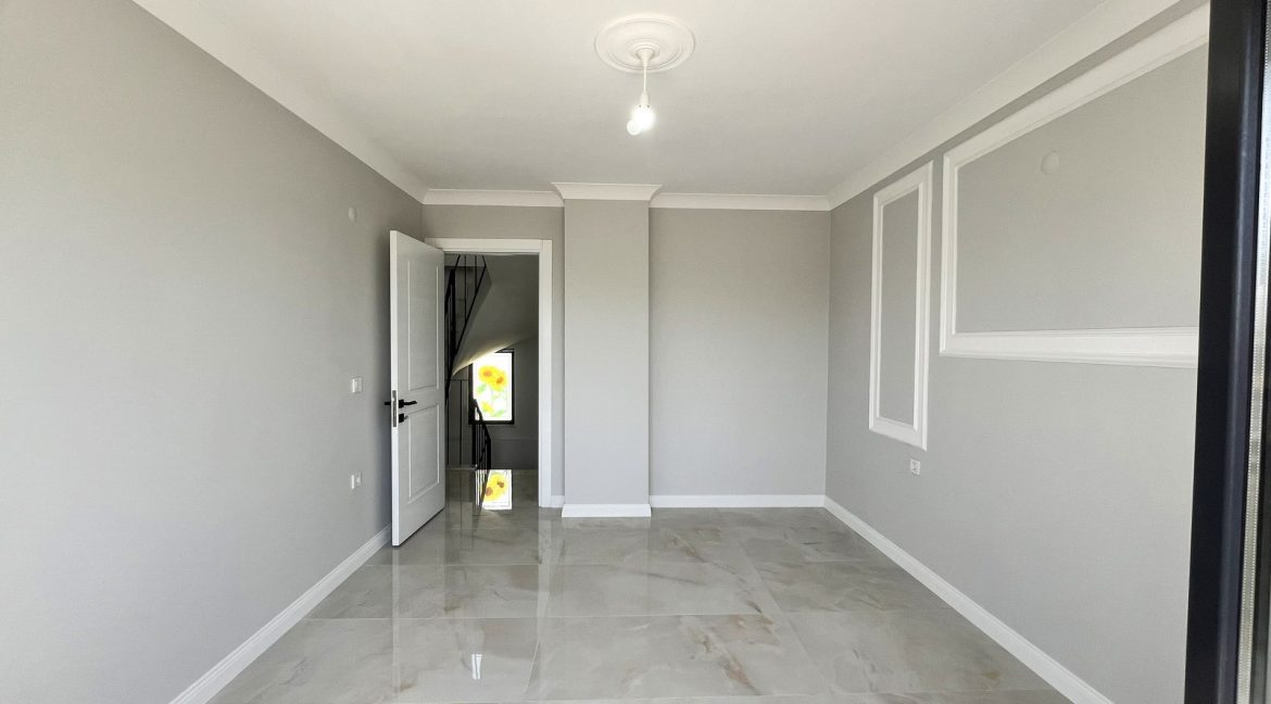 Narlı Mahallesi'nde Satılık Sıfır 4+1 İkiz Müstakil Villa (17)