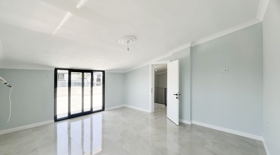 Narlı Mahallesi'nde Satılık Sıfır 4+1 İkiz Müstakil Villa (27)