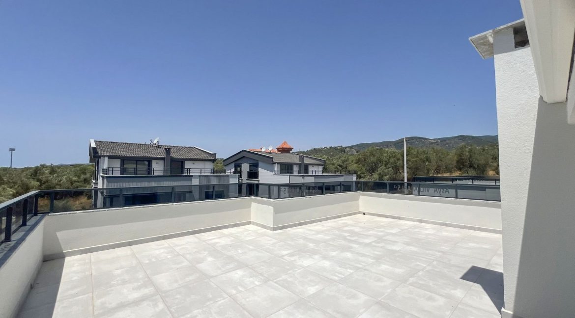 Narlı Mahallesi'nde Satılık Sıfır 4+1 İkiz Müstakil Villa (28)