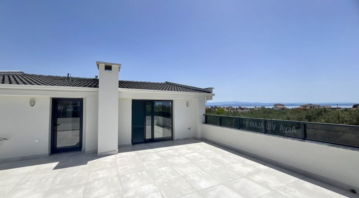 Narlı Mahallesi'nde Satılık Sıfır 4+1 İkiz Müstakil Villa (31)