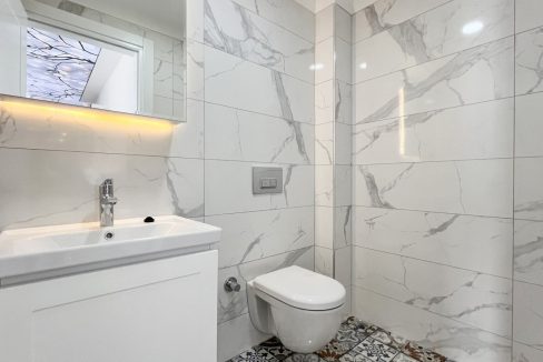 Narlı Mahallesi'nde Satılık Sıfır 4+1 İkiz Müstakil Villa (4)