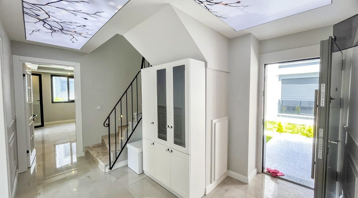 Narlı Mahallesi'nde Satılık Sıfır 4+1 İkiz Müstakil Villa (5)