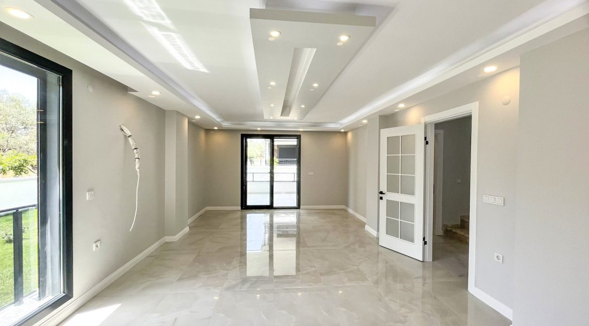 Narlı Mahallesi'nde Satılık Sıfır 4+1 İkiz Müstakil Villa (7)