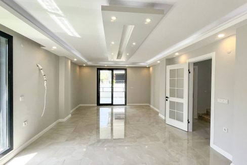 Narlı Mahallesi'nde Satılık Sıfır 4+1 İkiz Müstakil Villa (7)