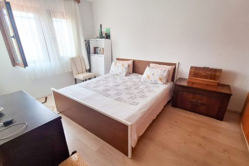 Narlı’da Doğa İçerisinde Satılık Tripleks Villa