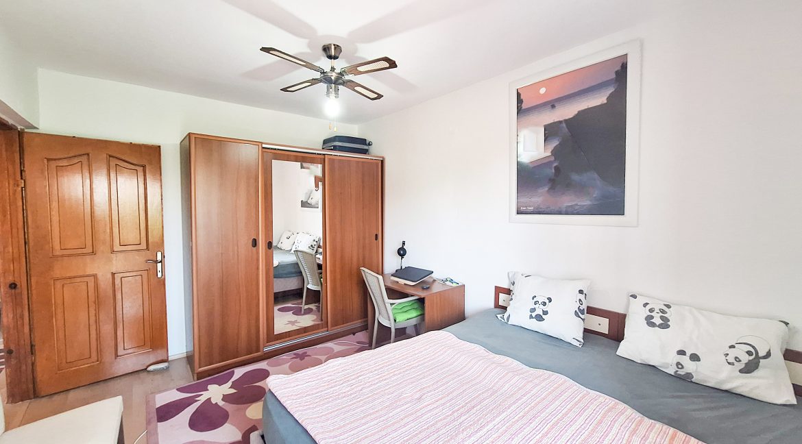 Narlı’da Doğa İçerisinde Satılık Tripleks Villa