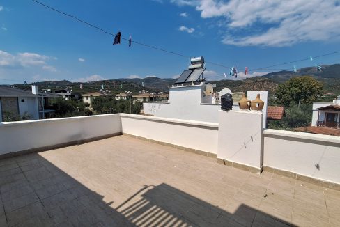 Narlı’da Doğa İçerisinde Satılık Tripleks Villa