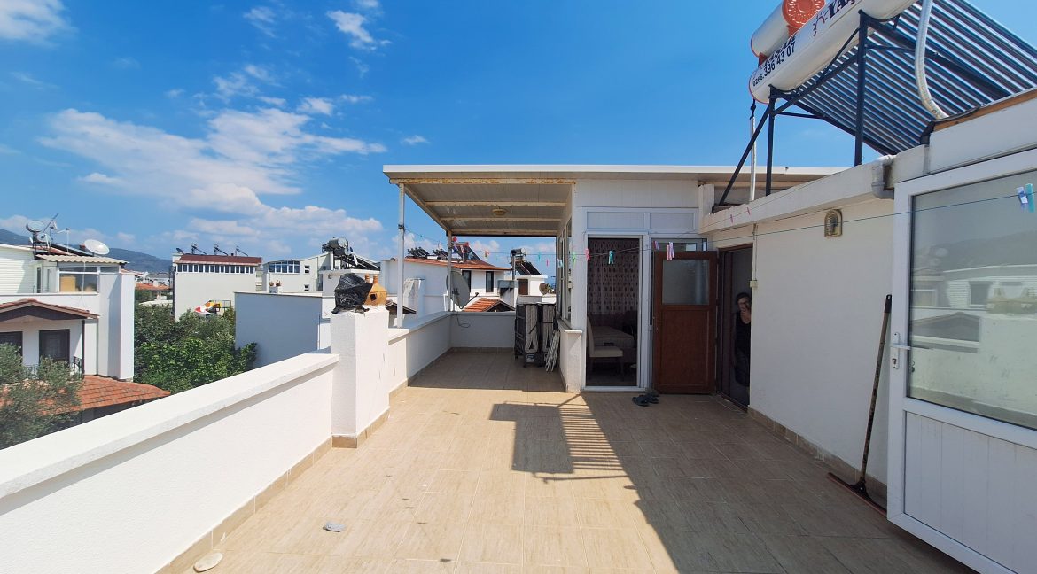 Narlı’da Doğa İçerisinde Satılık Tripleks Villa