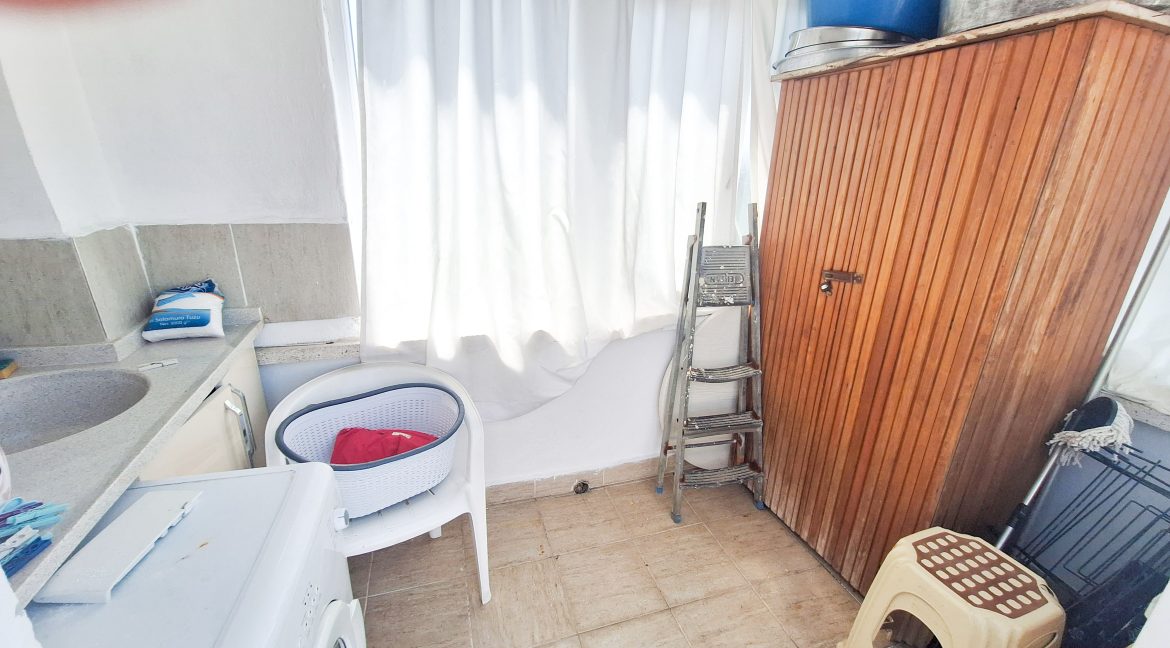 Narlı’da Doğa İçerisinde Satılık Tripleks Villa