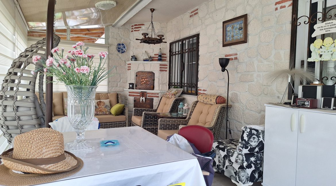 Mıhlı Mahallesi’nde Site içerisinde Satılık Bahçeli Tripleks