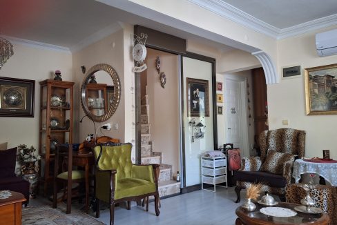 Mıhlı Mahallesi’nde Site içerisinde Satılık Bahçeli Tripleks