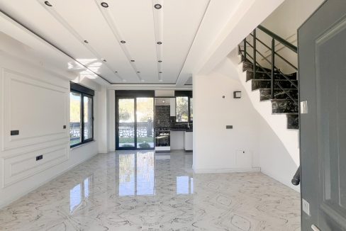Mıhlı Mahallesi'nde Satılık Sıfır Müstakil Villalar (4)