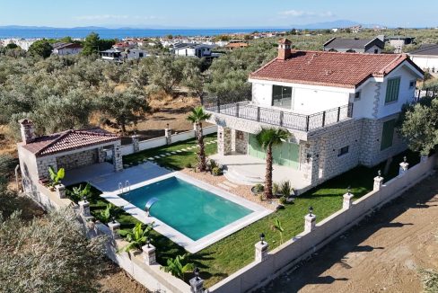 Altınoluk'ta Huzur Ve Konforun Birleştiği Eşsiz Villa
