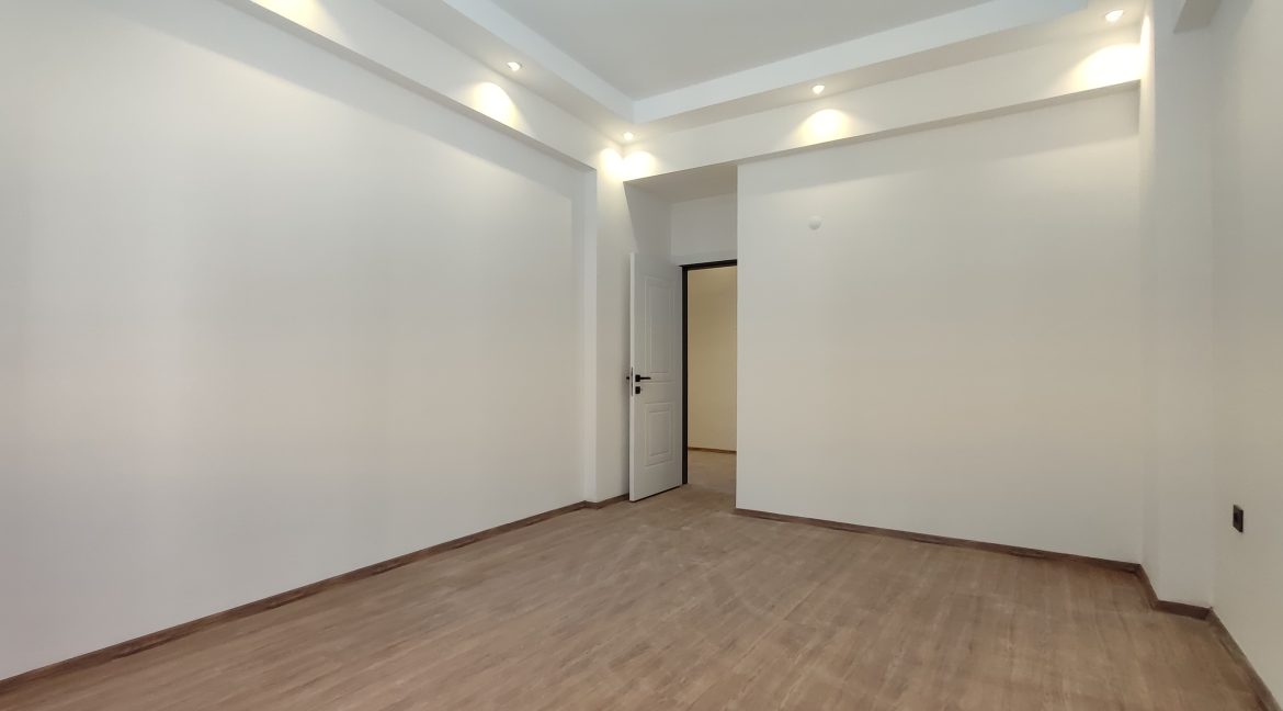 Küçükkuyu'da Satılık Yüksek Giriş 3+1 Daire (13)